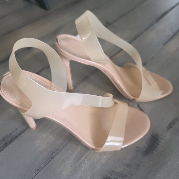 GUESS Womens 7 Beige Translucent Asymmetrical Round Toe Sling-back 4.5 Inch Heel - Picture 2 of 9